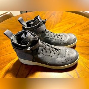 Nike SF Air Force 1 Mid Dark Grey Mens 13